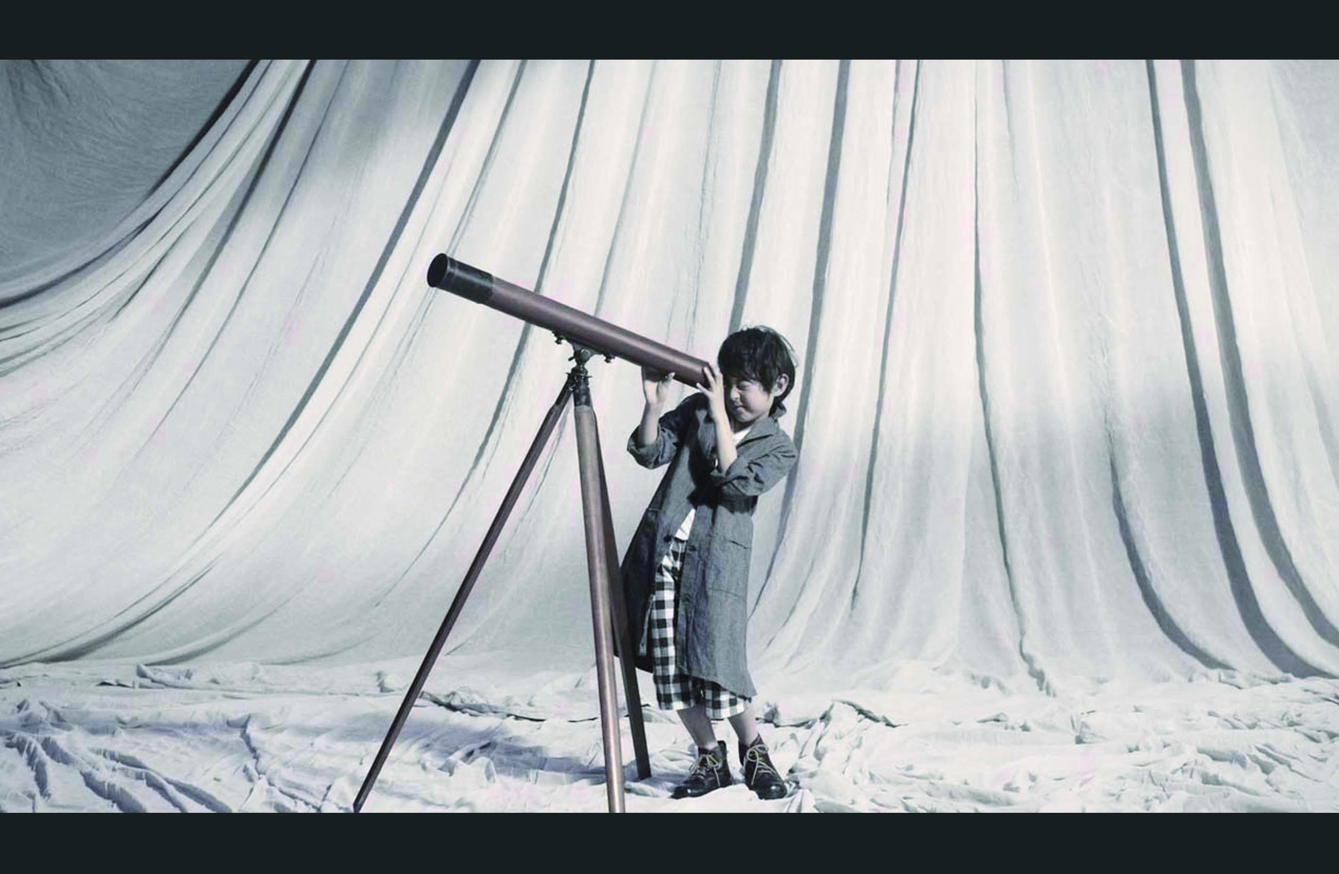 USAGI「Hello」2014-MV costumestyling｜スタイリスト三宅慶子のムービー